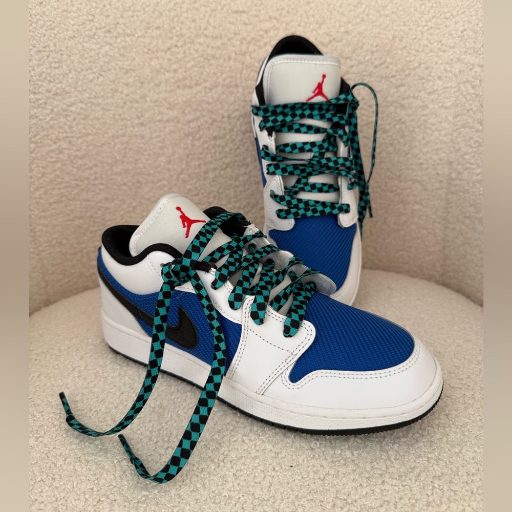 Nike Kids Blue White Black Low-Top Sneakers with Teal Check Laces